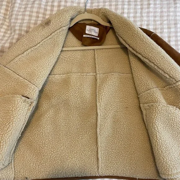 UO Faux Suede Sherpa Bomber Jacket sz XS - Picture 2 of 4